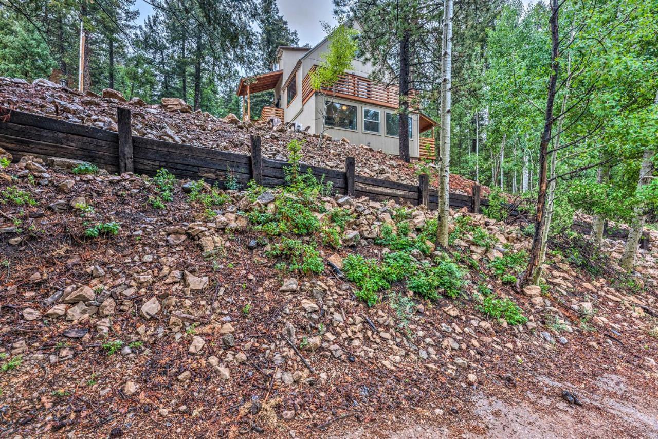 On The Rocks - A Modern Home With Decks And Views Cloudcroft Exterior photo