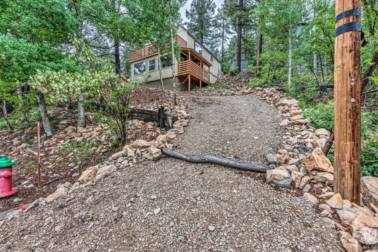 On The Rocks - A Modern Home With Decks And Views Cloudcroft Exterior photo